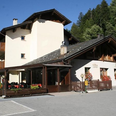 Elga Residence - Relax In Alta Valtellina - Bormio Вальдизотто Экстерьер фото